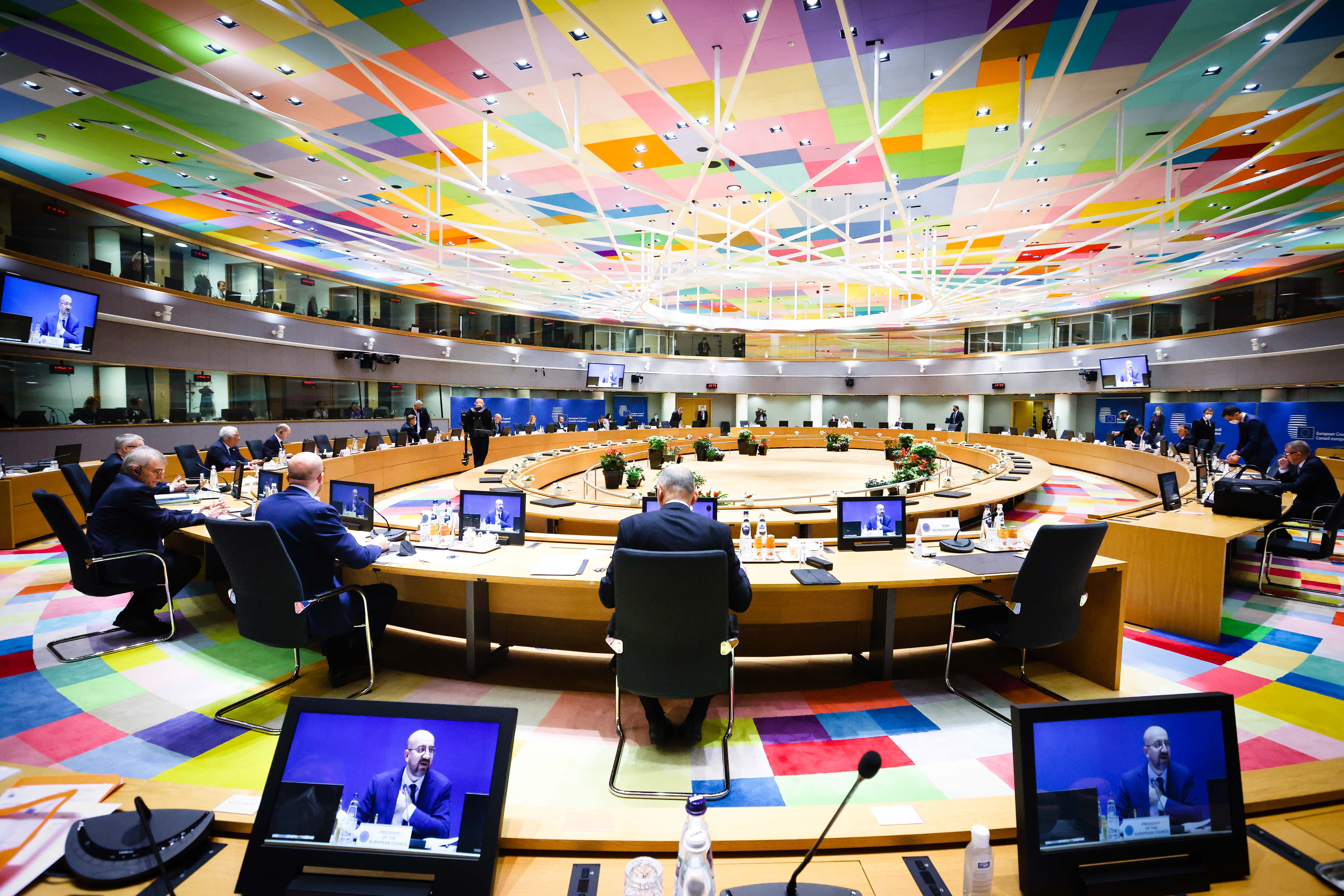 Θρίλερ στην σύνοδο κορυφής της ΕΕ: Ξανά στο τραπέζι το ενεργειακό εμπάργκο κατά της Ρωσίας
