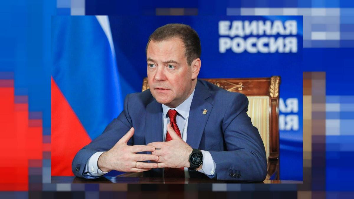 Ντ.Μεντβέντεφ: «η Μόσχα έχει το δικαίωμα να πλήξει με πυρηνικά όπλα οποιονδήποτε εχθρό συνιστά απειλή»