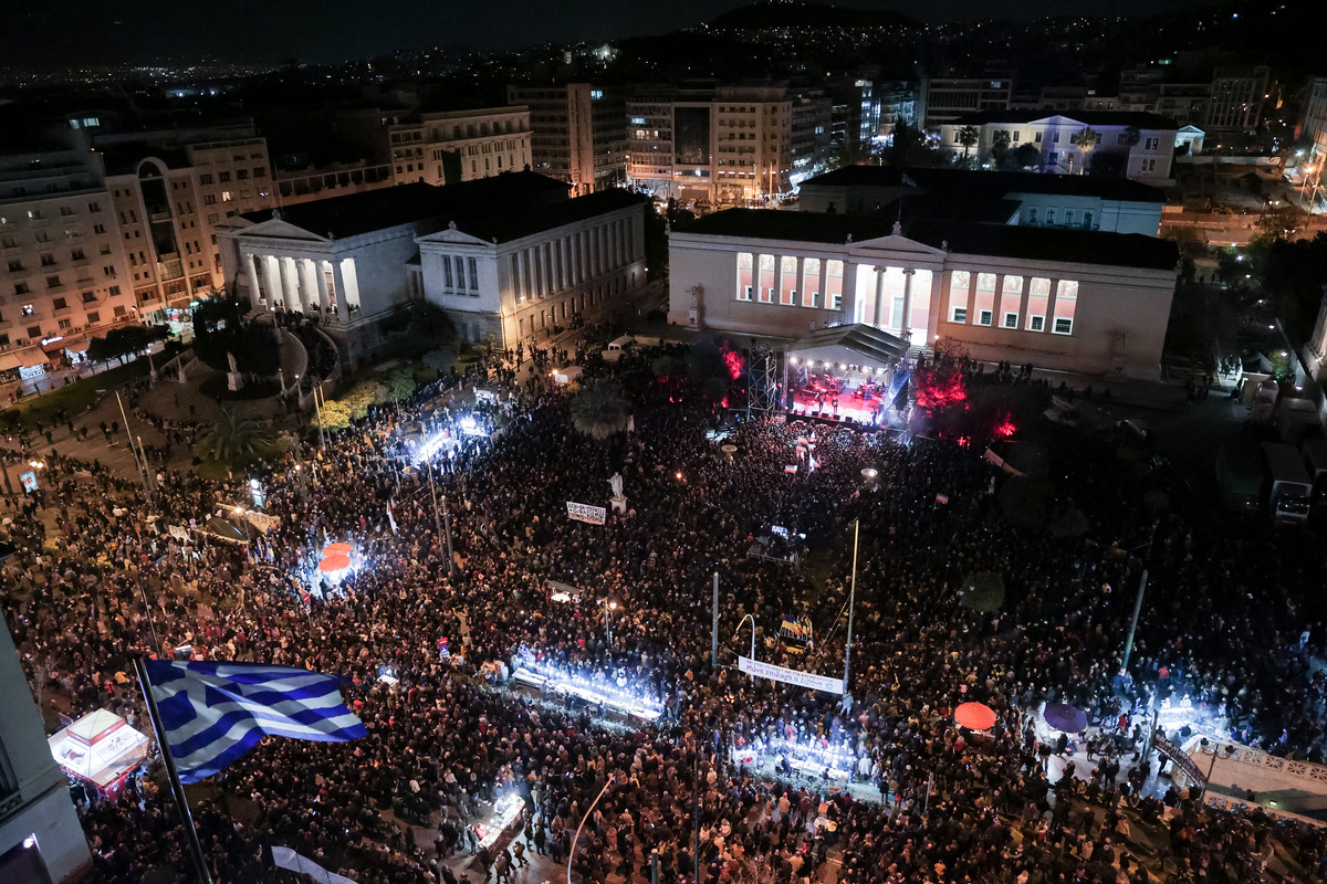 Χαμός στο Twitter με μηνύματα ελπίδας μετά την χθεσινή συναυλία ειρήνης