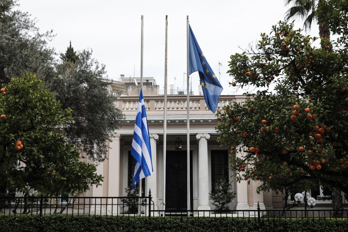 Ντυμένο με δημοκρατικό κουστούμι το κυβερνητικό παρακράτος