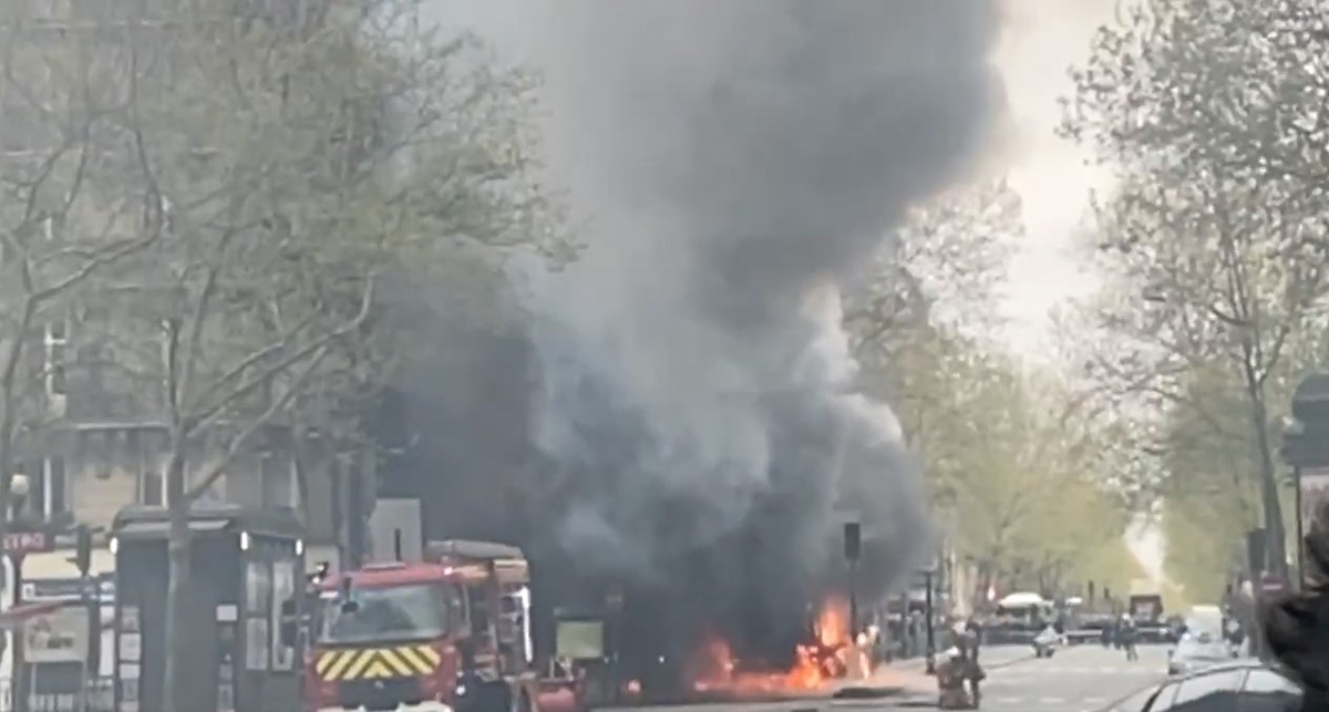 Παρίσι: Ισχυρή έκρηξη κοντά στη Notre Dame