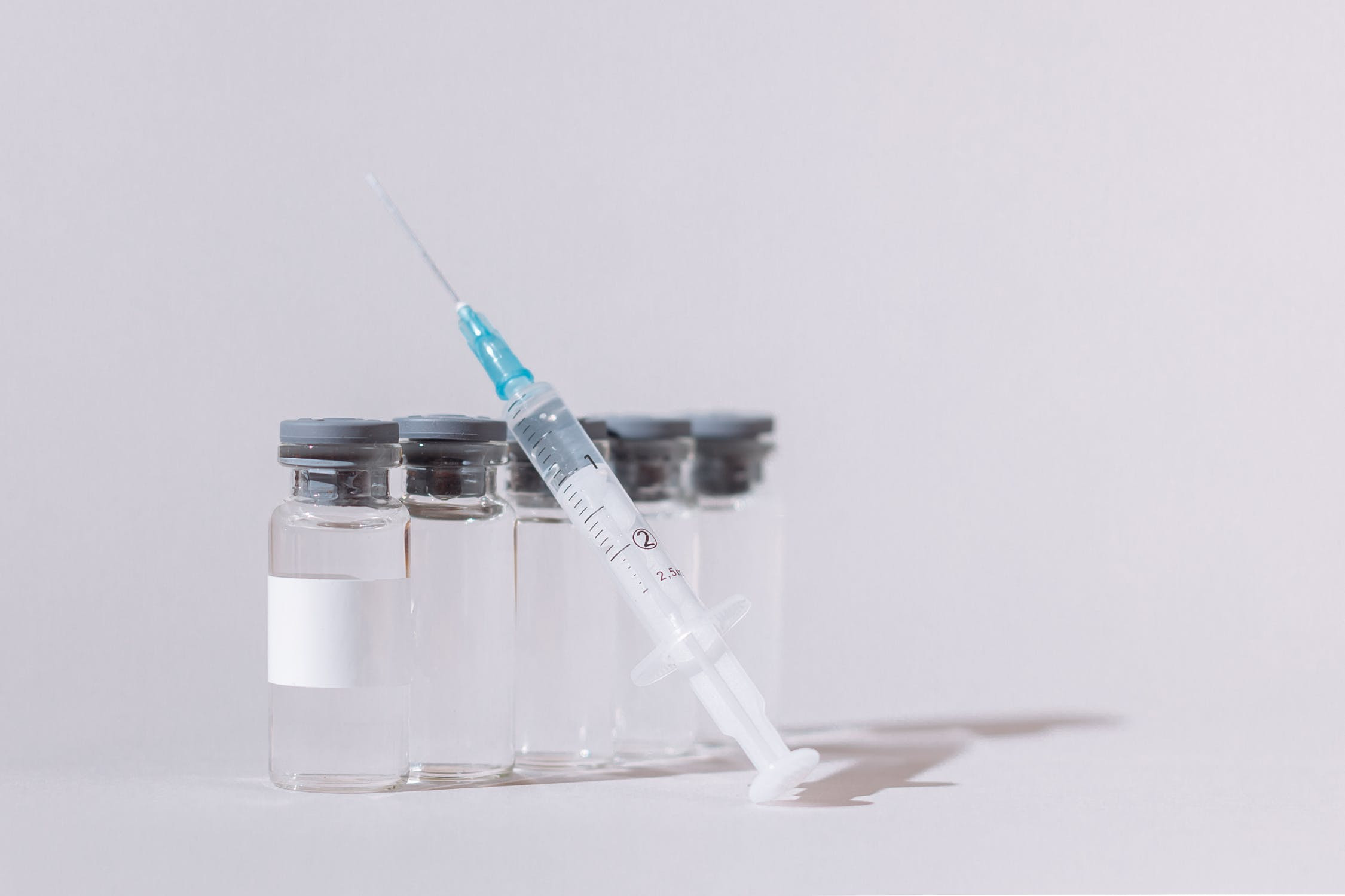 Μπουρλά: Σε τρία χρόνια μπορεί να έχουμε εμβόλιο για τον καρκίνο