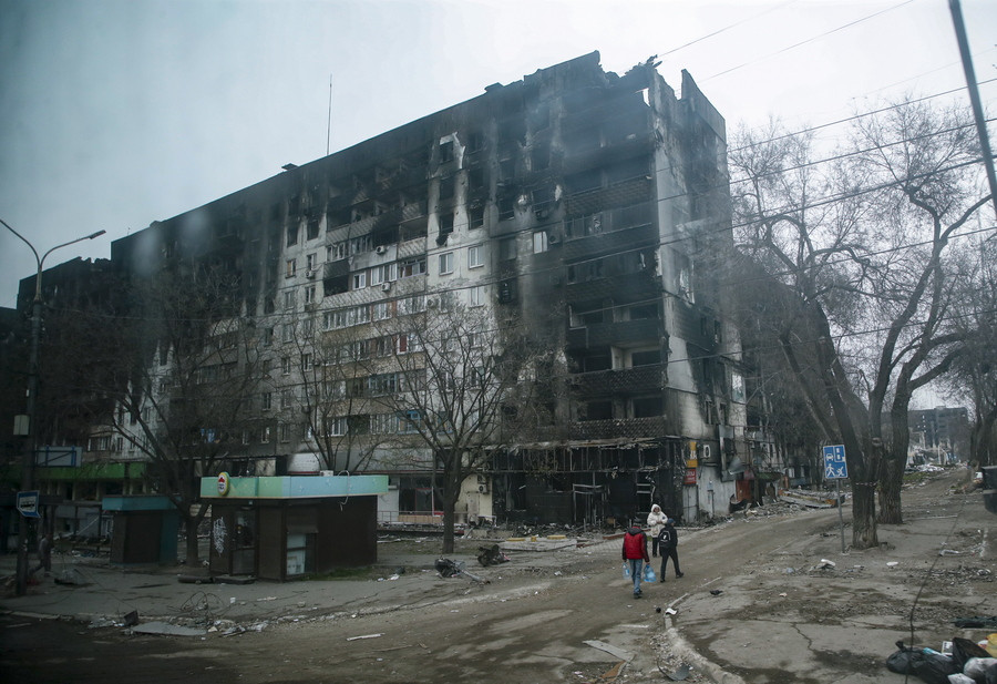 «Εκκαθάριση της αστικής ζώνης της Μαριούπολης» ανακοίνωσε το ρωσικό υπουργείο Άμυνας