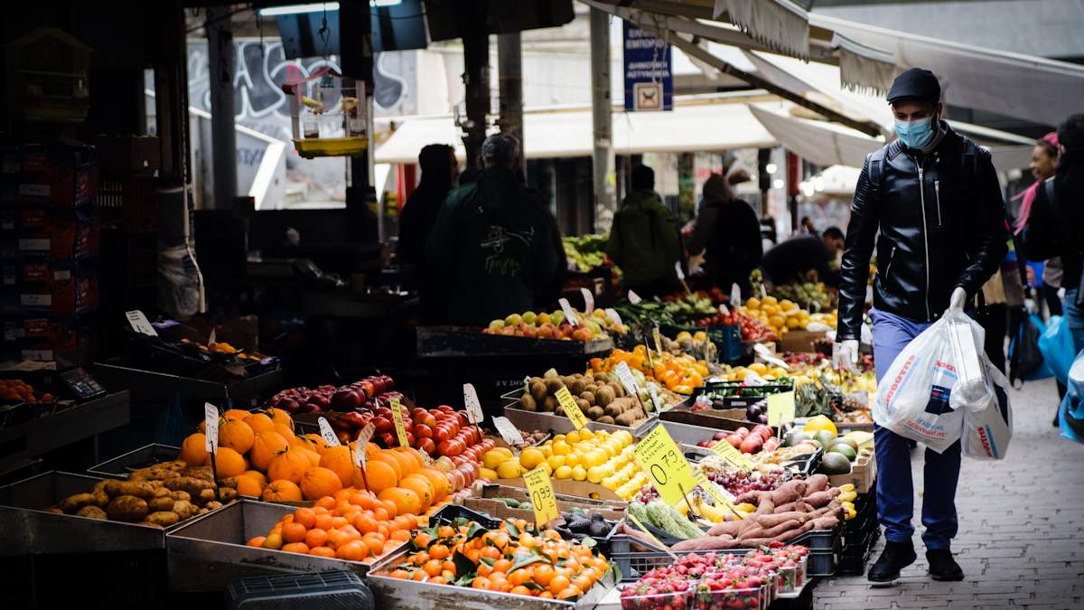 7 στους 10 έχουν μειώσει την κατανάλωση σε είδη πρώτης ανάγκης