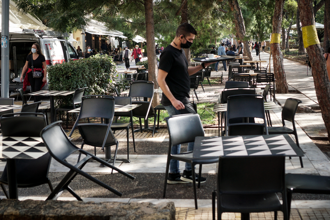 Στις 7 το απόγευμα οι ανακοινώσεις Μητσοτάκη για τον κατώτατο μισθό – Πού θα κυμανθεί η αύξησή του