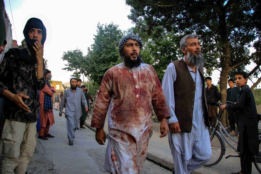 Αφγανιστάν: Περισσότεροι από 50 νεκροί από έκρηξη σε τζαμί