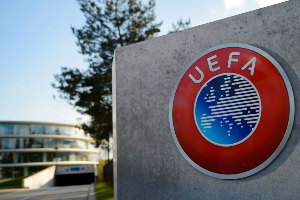 Μεγάλο πλήγμα: η UEFA απέκλεισε από όλες τις διοργανώσεις τη Ρωσία και για την επόμενη σεζόν