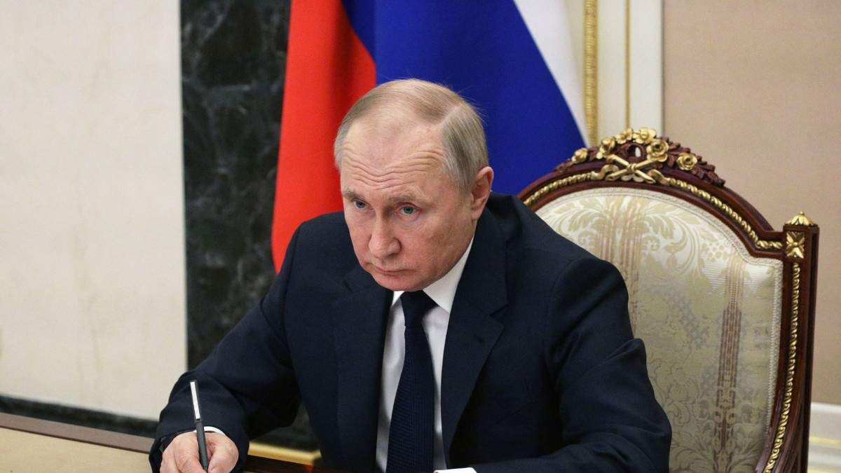 Reuters: Ο Πούτιν θα προειδοποιήσει τη Δύση για «συντέλεια του κόσμου» στις 9 Μαΐου