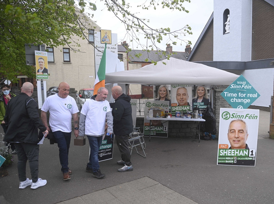 Β. Ιρλανδία: Προβάδισμα του Σιν Φέιν στις τοπικές εκλογές