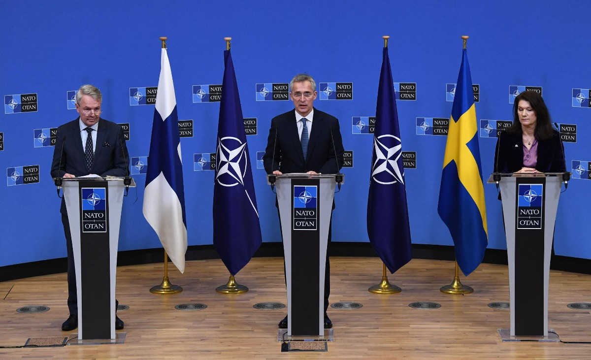 Φινλανδία και Σουηδία καταθέτουν αίτημα για ένταξη στο ΝΑΤΟ