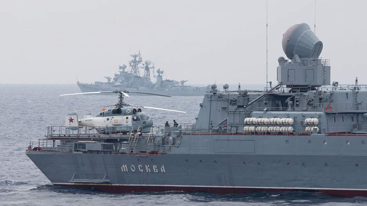 Διάλογοι του πληρώματος του «Moskva» λίγο πριν βυθιστεί – «Το πλοίο γέρνει…δεν μπορούμε να κινηθούμε»