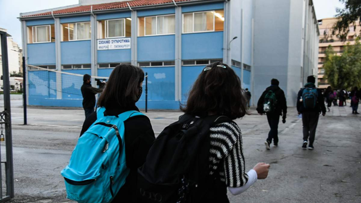 Κάτω Πατήσια: Bullying σε μαθήτρια στο σχολείο του 14χρονου που αυτοκτόνησε – Τι καταγγέλλει η μητέρα της