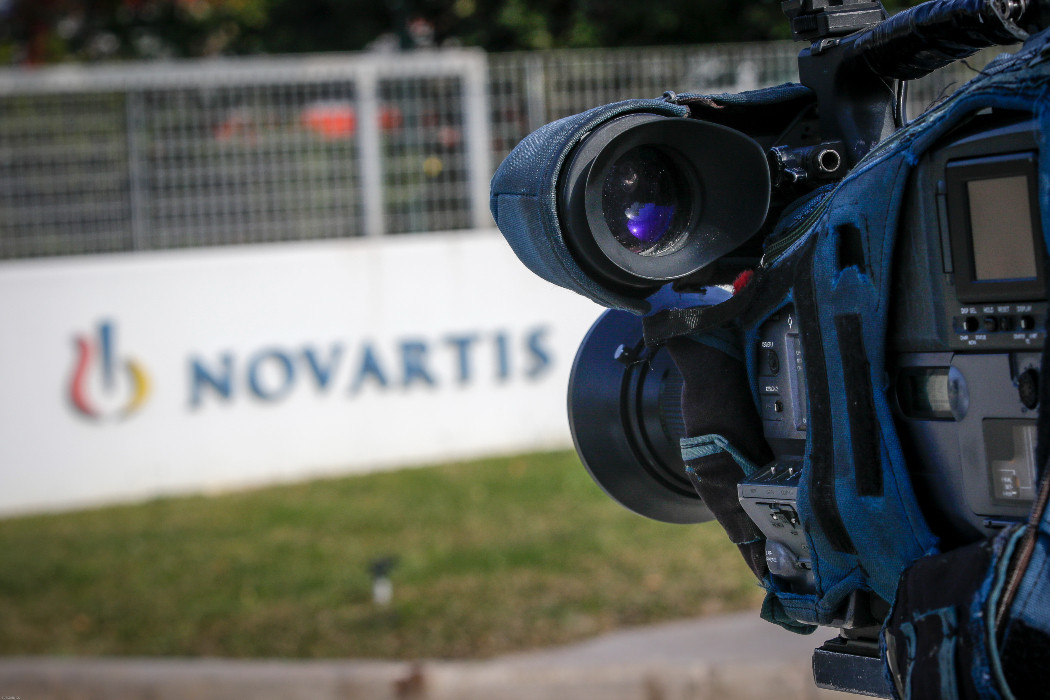 Υπόθεση Novartis: Συνήγοροι κατηγορουμένων κατά Αλεβιζοπούλου – Δεν υπογράφουν το πέρας της ανάκρισης