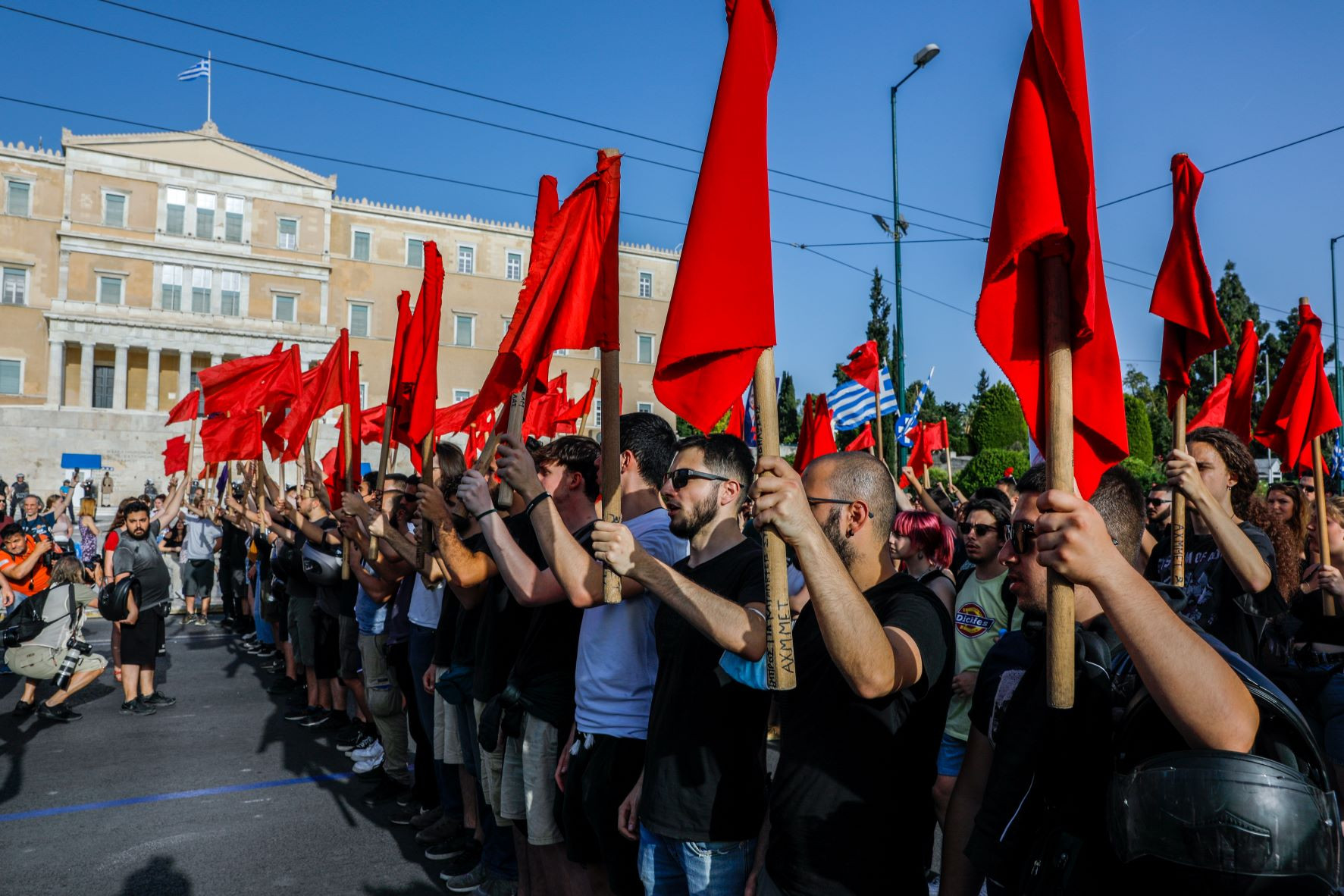 Πορεία φοιτητών στο κέντρο της Αθήνας: «Ή με τα ΜΑΤ ή με τους φοιτητές» [Φωτο