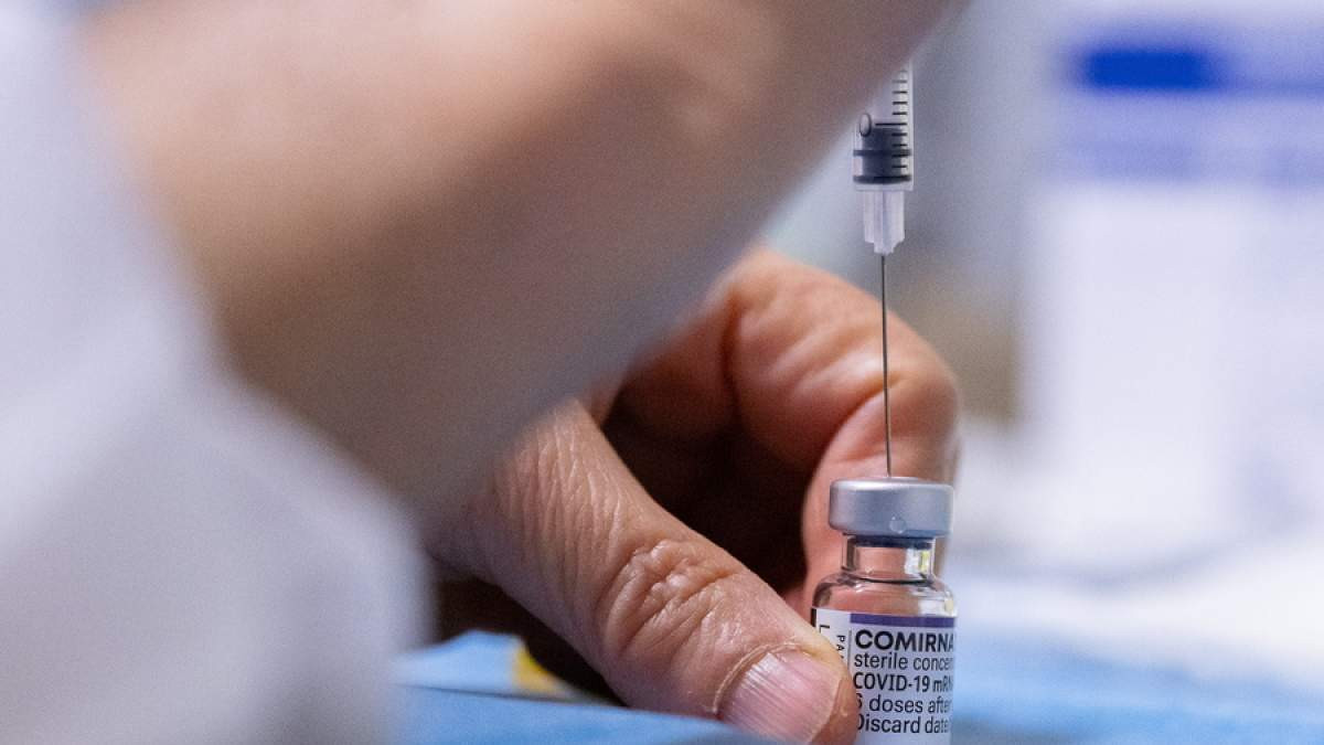 Η πρώτη άμεση σύγκριση τεσσάρων εμβολίων Covid-19 έξι μήνες μετά τον εμβολιασμό
