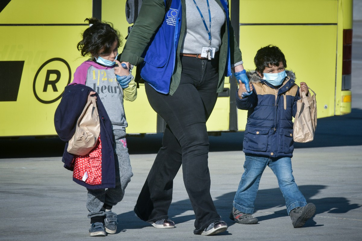 Νομοσχέδιο για προσφυγικό – μεταναστευτικό: «Εξαφάνισαν 1.957 προσφυγόπουλα»