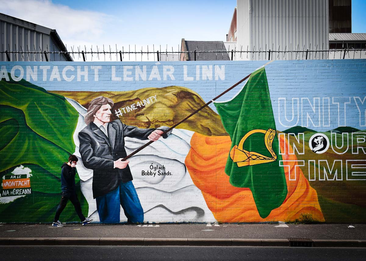 Πως η άνοδος του Sinn Féin φέρνει τα πάνω κάτω στο ιρλανδικό ζήτημα