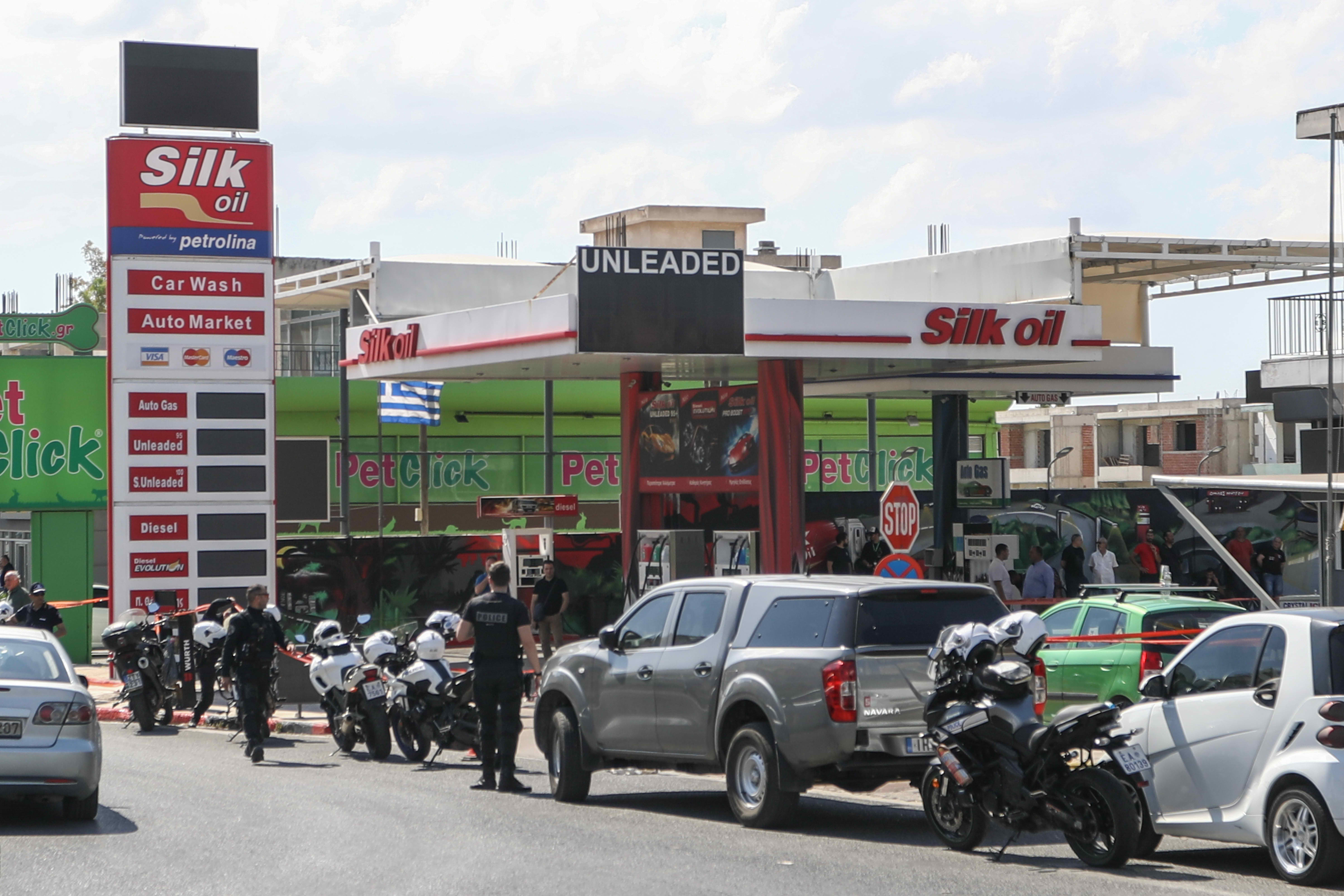 Εκτέλεσαν ιδιοκτήτη βενζινάδικου στον Γέρακα – Τι εξετάζουν οι αστυνομικές Αρχές [Βίντεο]