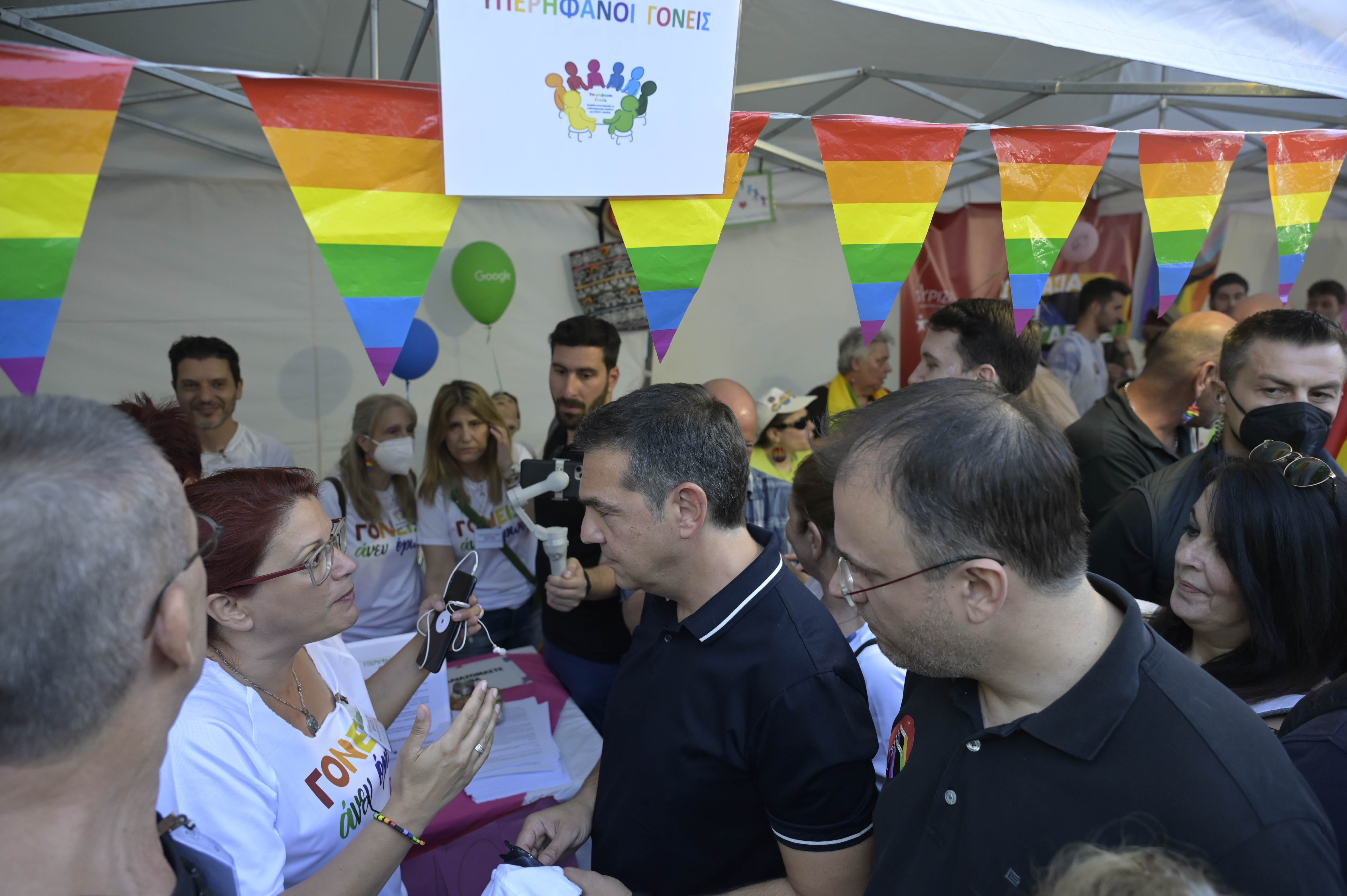 Τσίπρας από το Athens Pride: Χαρά μας να ψηφίσει η κυβέρνηση την πρότασή μας για τα δικαιώματα της ΛΟΑΤΚΙ κοινότητας