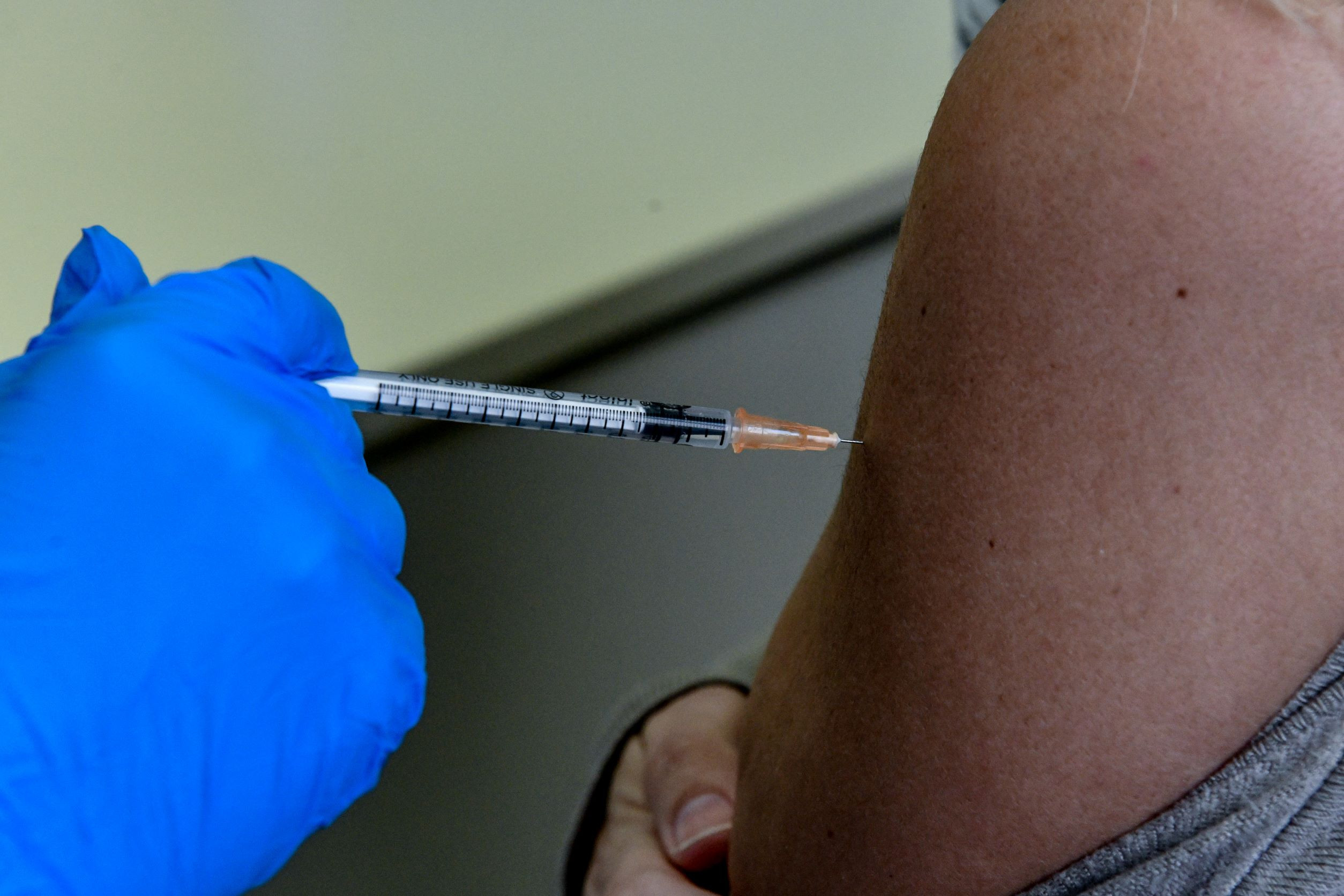Κορονοϊός: Άνοιξε η πλατφόρμα για τον εμβολιασμό με τη 4η δόση στους άνω των 30