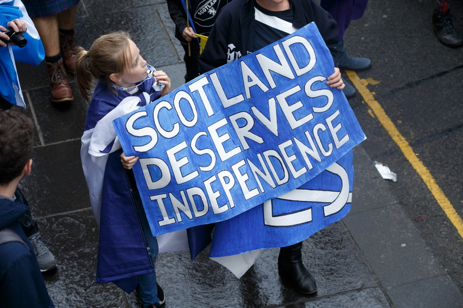 Νέο δημοψήφισμα προτείνει η πρωθυπουργός της Σκωτίας για την ανεξαρτησία της χώρας