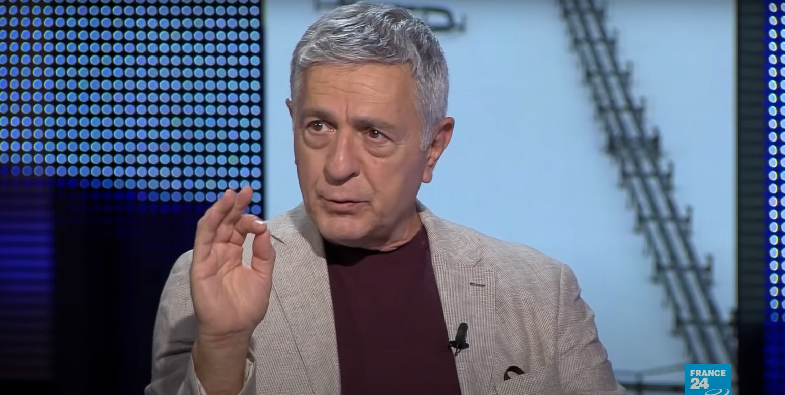 Κούλογλου στη γαλλική τηλεόραση για Ουκρανία: Φως στο τούνελ όταν τελειώσει ο πόλεμος [Βίντεο]