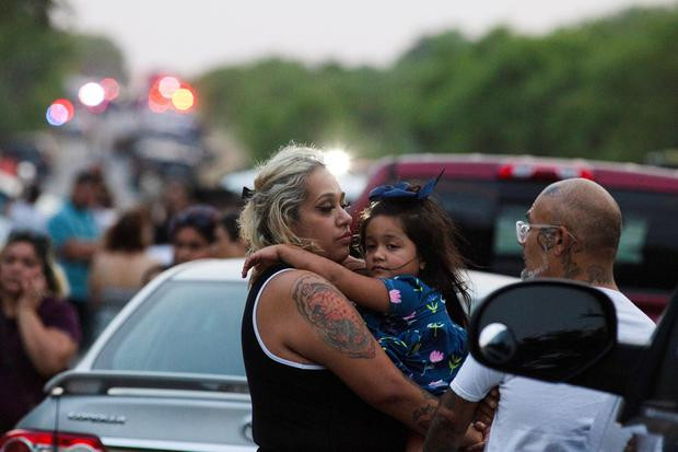 Τέξας: Στους 53 οι νεκροί μετανάστες σε φορτηγό που τους μετέφερε από θερμοπληξία και αφυδάτωση