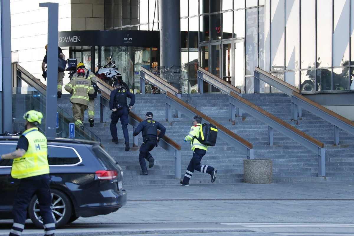 Πυροβολισμοί σε εμπορικό κέντρο της Κοπεγχάγης – Αναφορές για πολλά θύματα [Βίντεο]