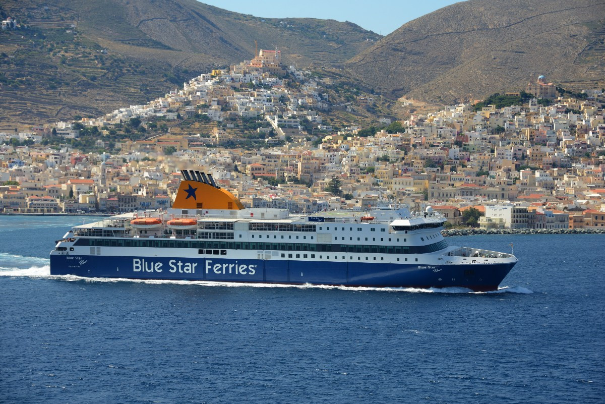 Οι διακοπές ξεκινούν στα πλοία της Blue Star Ferries!