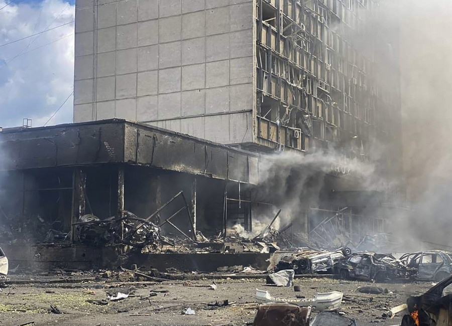 Ουκρανία: 20 άνθρωποι σκοτώθηκαν, δεκάδες τραυματίστηκαν από ρωσικό πυραυλικό πλήγμα στην πόλη Βινίτσια