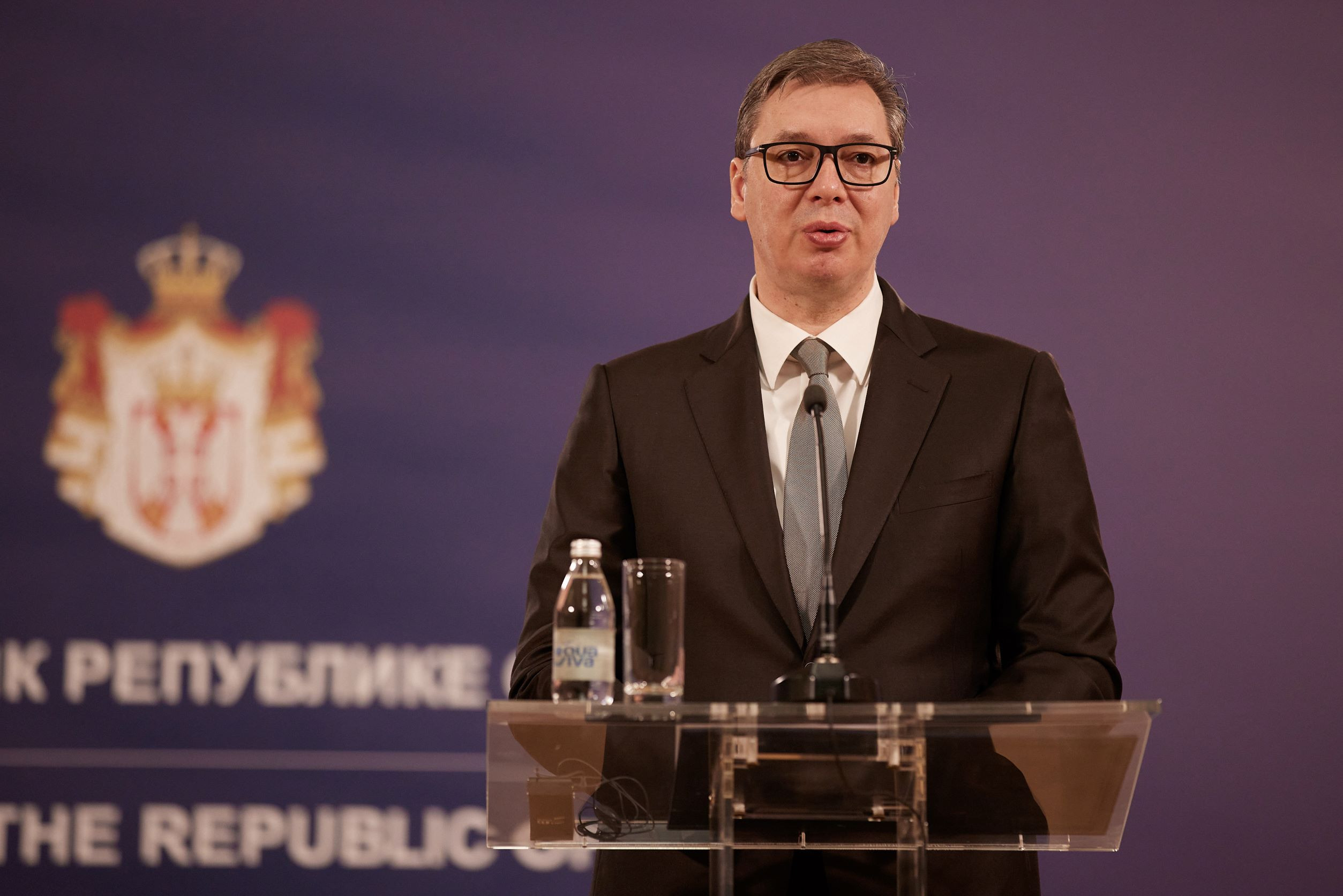 Ο Βούτσιτς «καρφώνει» την κυβέρνηση: Δεν έγινε διάβημα για το «Αντόνοφ»