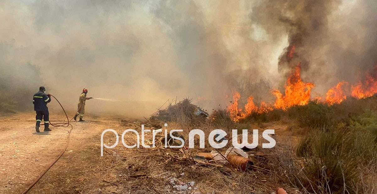 Φωτιά στην Σπιάτζα του Πύργου Ηλείας: Διπλό μέτωπο στην περιοχή – Απομακρύνθηκαν κάτοικοι