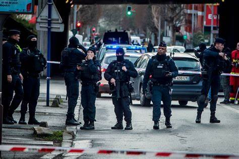 Ένας άστεγος νεκρός στη Γαλλία από αστυνομικά πυρά λόγω «επιθετικής συμπεριφοράς»