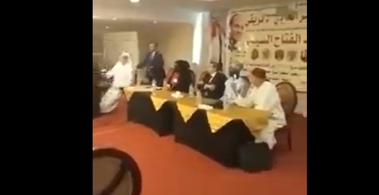 Σαουδική Αραβία: Διπλωμάτης κατέρρευσε και πέθανε κατά τη διάρκεια της ομιλίας του [Βίντεο]