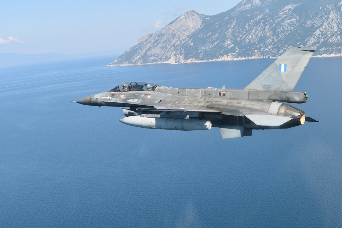 Υπερπτήσεις τουρκικών F-16 σε ελληνικά νησιά ανήμερα Δεκαπενταύγουστου