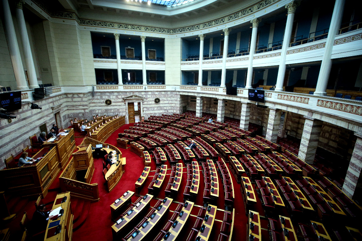 Σκάνδαλο Παρακολουθήσεων: Το χρονοδιάγραμμα για την Επιτροπή Θεσμών και τη συζήτηση στη Βουλή