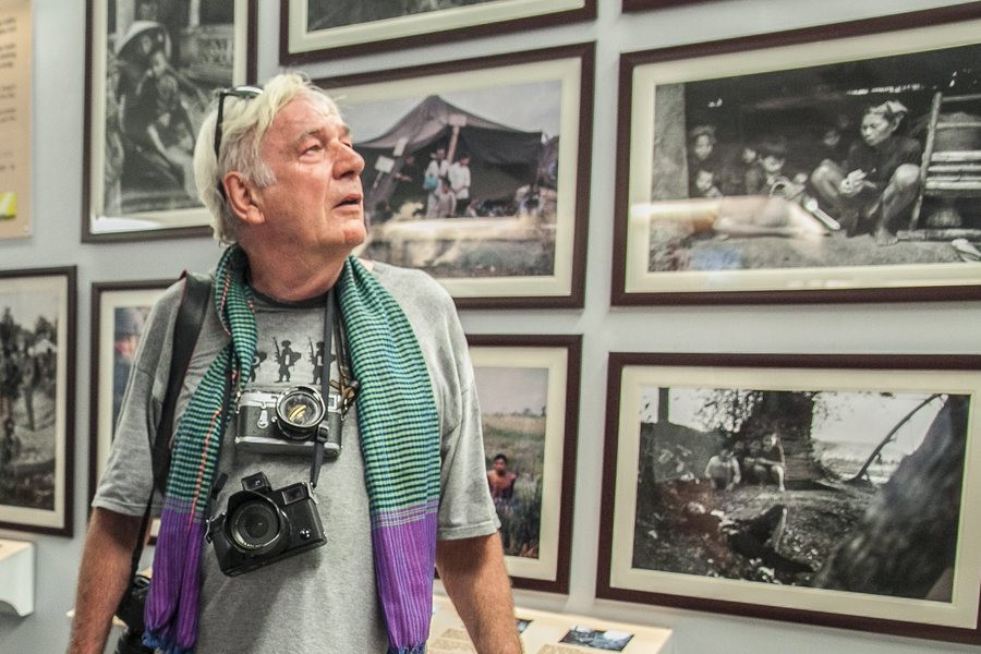 Tim Page: Πέθανε ο θρυλικός φωτορεπόρτερ του Πολέμου του Βιετνάμ