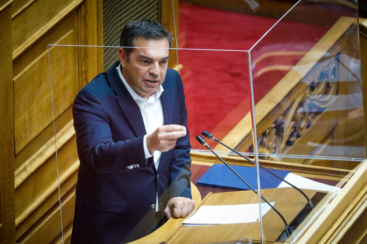 Αλέξης Τσίπρας στη Βουλή: Ανένδοτος αγώνας για την επιστροφή στη δημοκρατική νομιμότητα