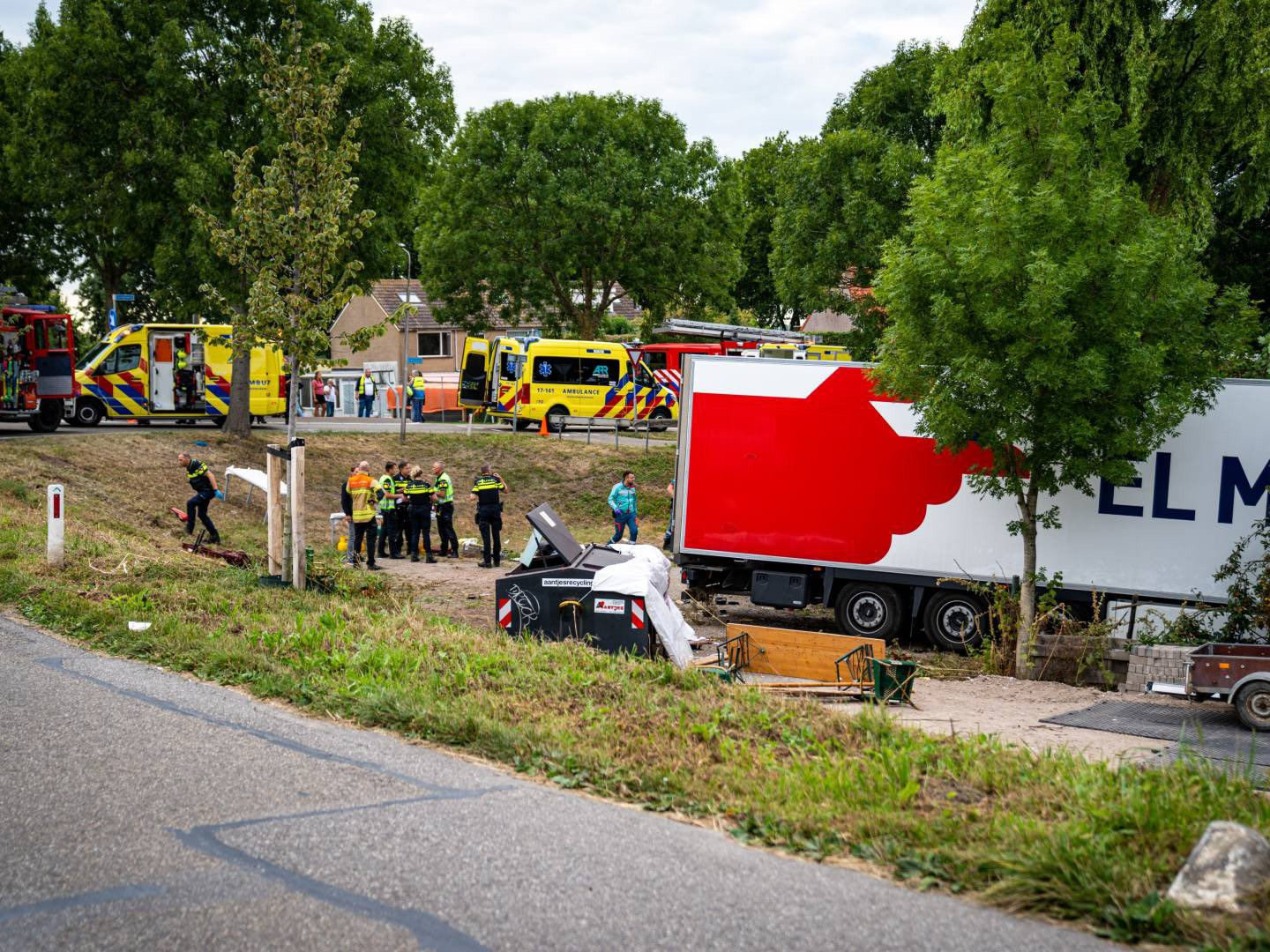 Ολλανδία: Τουλάχιστον δύο νεκροί και αρκετοί τραυματίες από το φορτηγό που παρέσυρε πολίτες