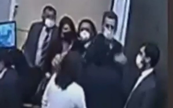 Χιλή: Ακροδεξιός βουλευτής χτύπησε τον αντιπρόεδρο της Βουλής [Βίντεο]