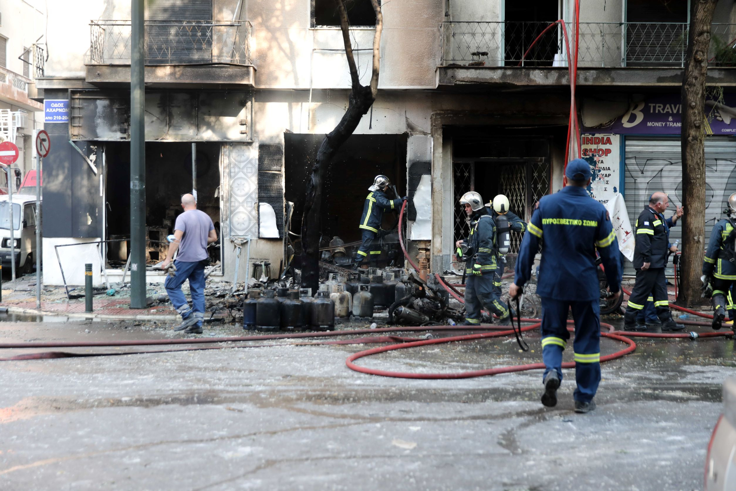 Βίντεο – ντοκουμέντο από τις εκρήξεις στο κατάστημα με υγραέριο στην Αχαρνών