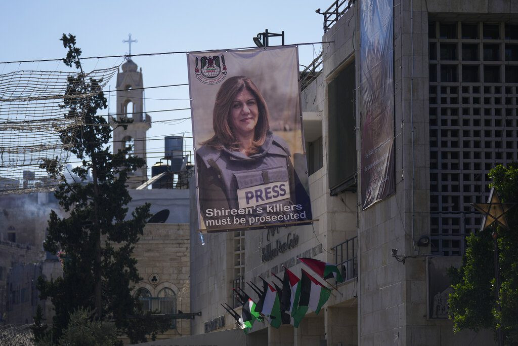 Ο ισραηλινός στρατός παραδέχθηκε ότι σκότωσε «κατά λάθος» τη δημοσιογράφο Σιρίν Άμπου Άκλεχ