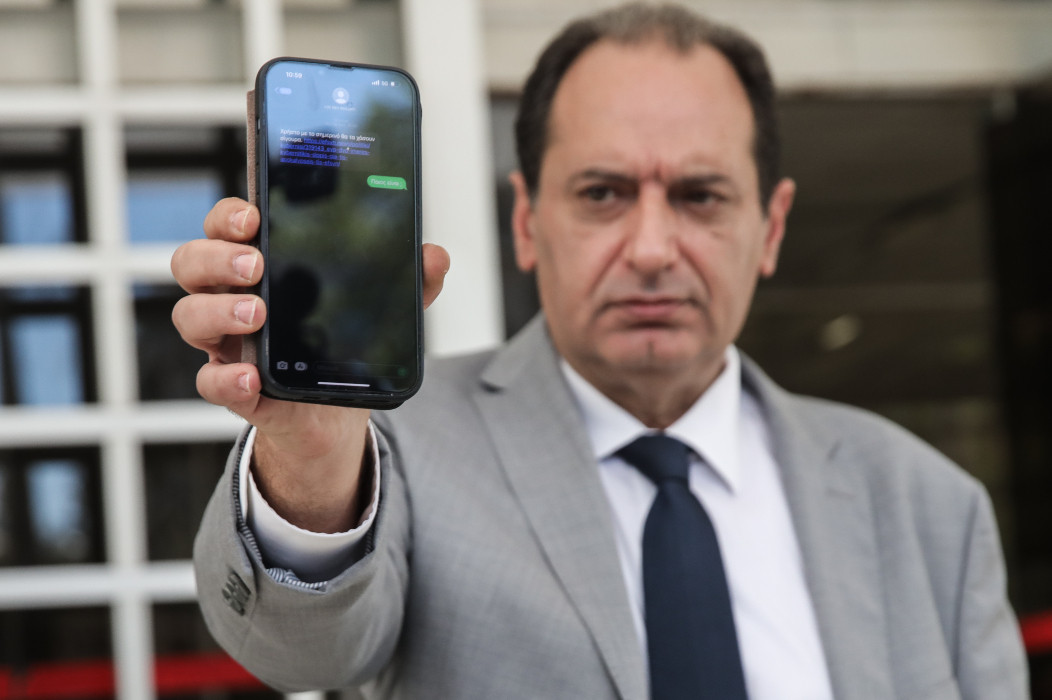 Παρακολούθηση του Χρήστου Σπίρτζη μέσω του Predator καταγγέλλει ο ΣΥΡΙΖΑ – Πώς «παγίδευσαν» το κινητό του