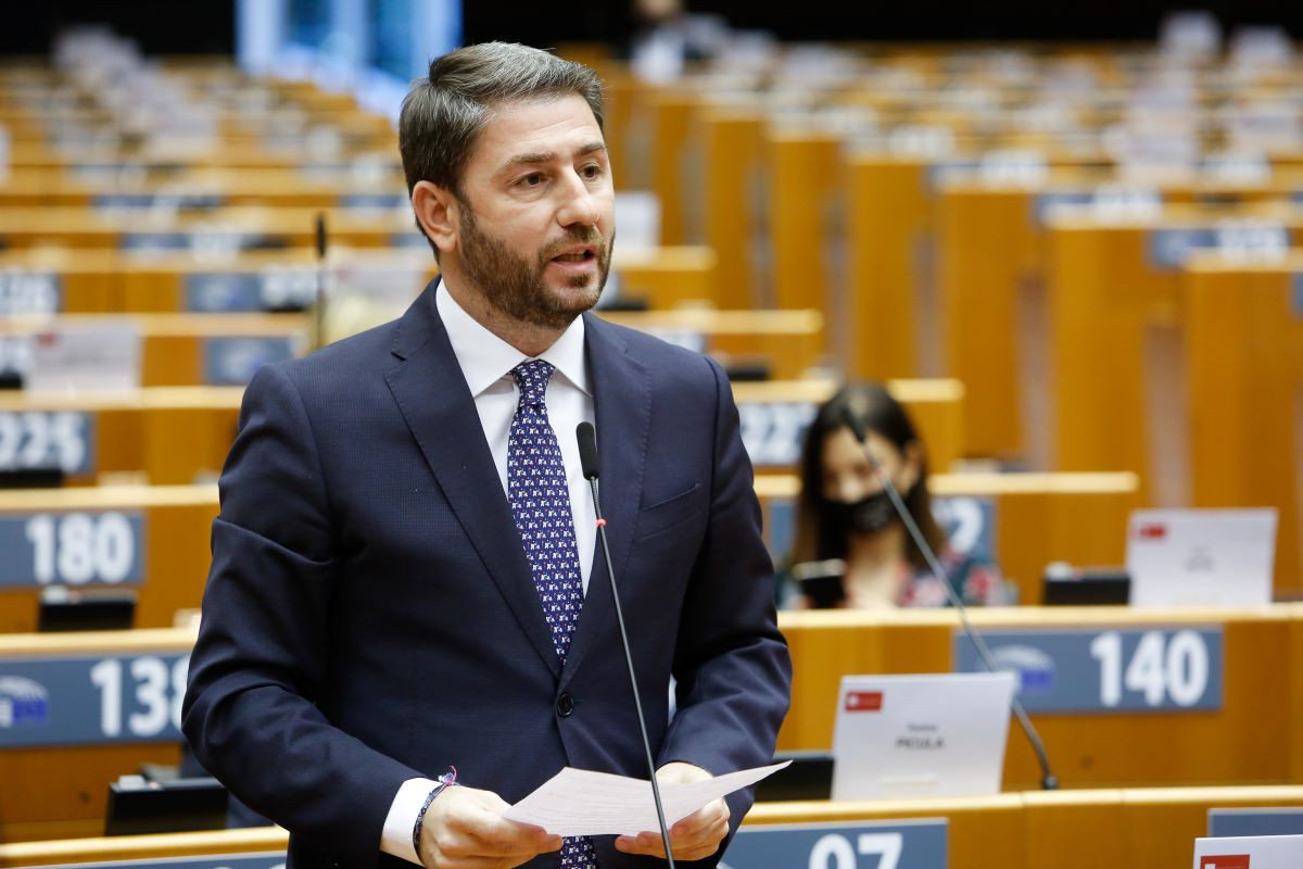 Στο ευρωκοινοβούλιο το σκάνδαλο παρακολουθήσεων – Καταθέτει ο Νίκος Ανδρουλάκης [Live]