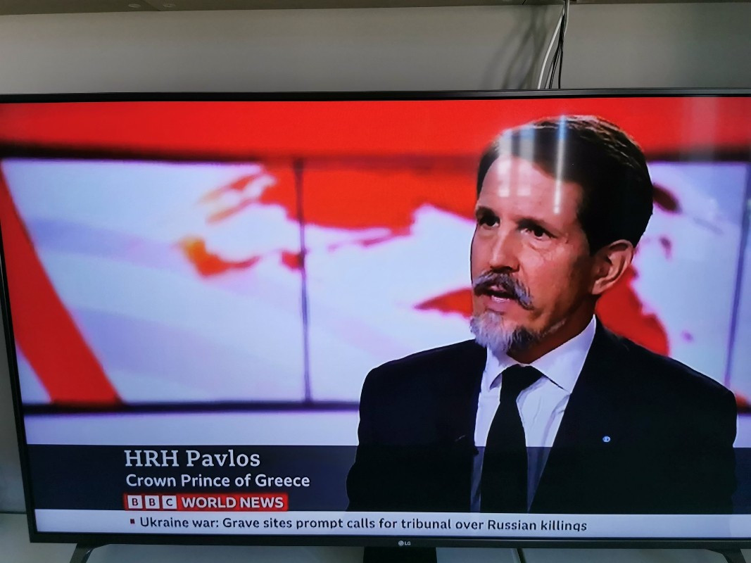 Αντιδράσεις για βίντεο του BBC που εμφανίζει τον Παύλο ως πρίγκιπα της Ελλάδας