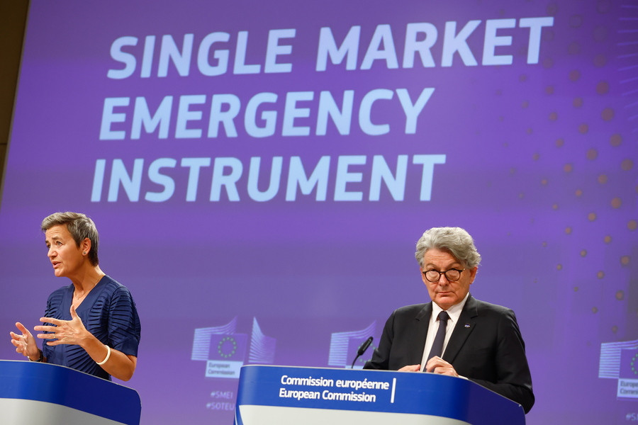 Έλεγχο της αγοράς σε περιπτώσεις κρίσης επιδιὠκουν οι Βρυξέλλες