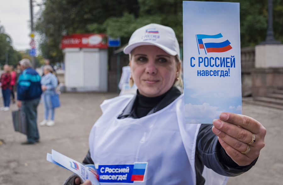 Ουκρανία: Ξεκίνησαν τα «δημοψηφίσματα» στο Ντονμπάς