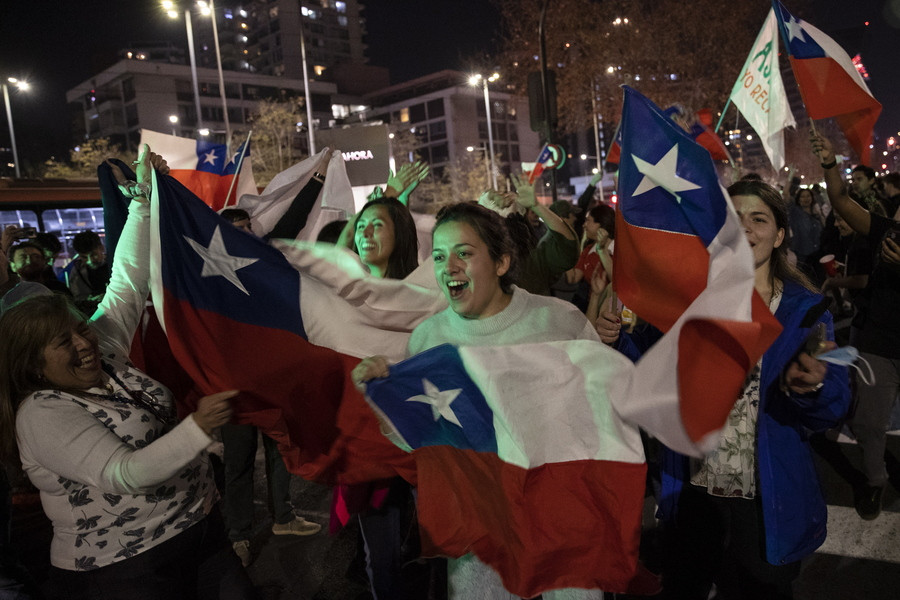 Χιλή: Η χώρα που ψάχνει τις απώλειες της, μα και τη Δημοκρατία
