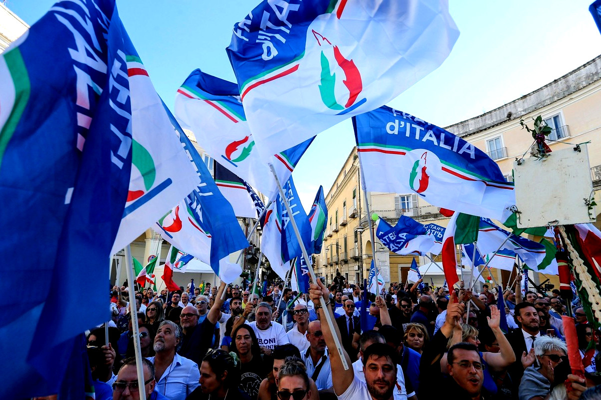 Σχεδόν οκτώ εκατομμύρια Ιταλών επέλεξαν το φασιστικό σύμβολο στα ψηφοδέλτια