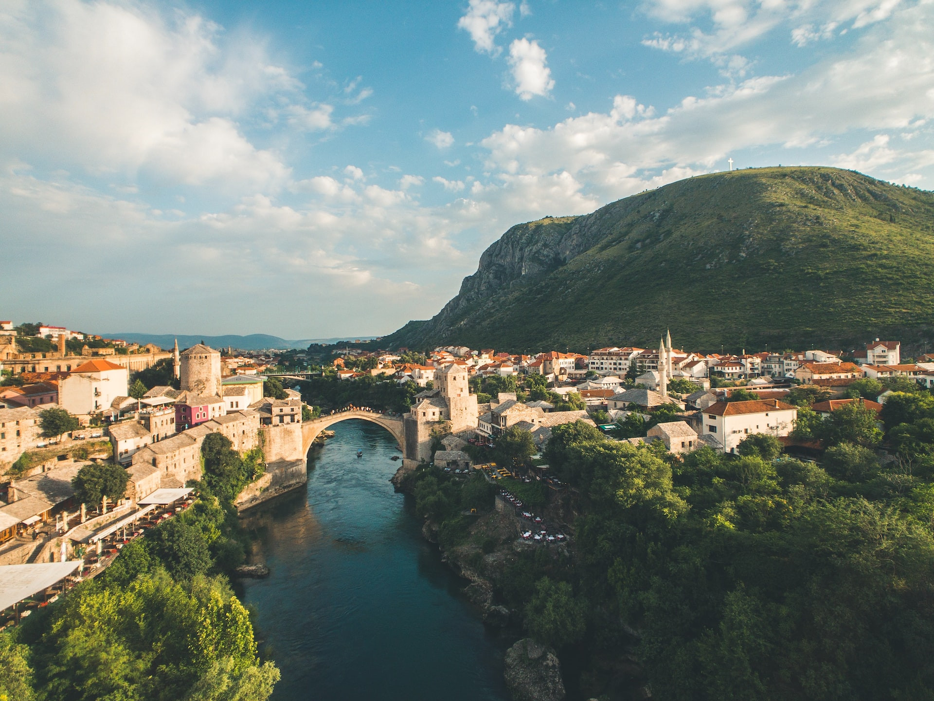 Βοσνία-Ερζεγοβίνη: Μία παγκόσμια πρωτοτυπία